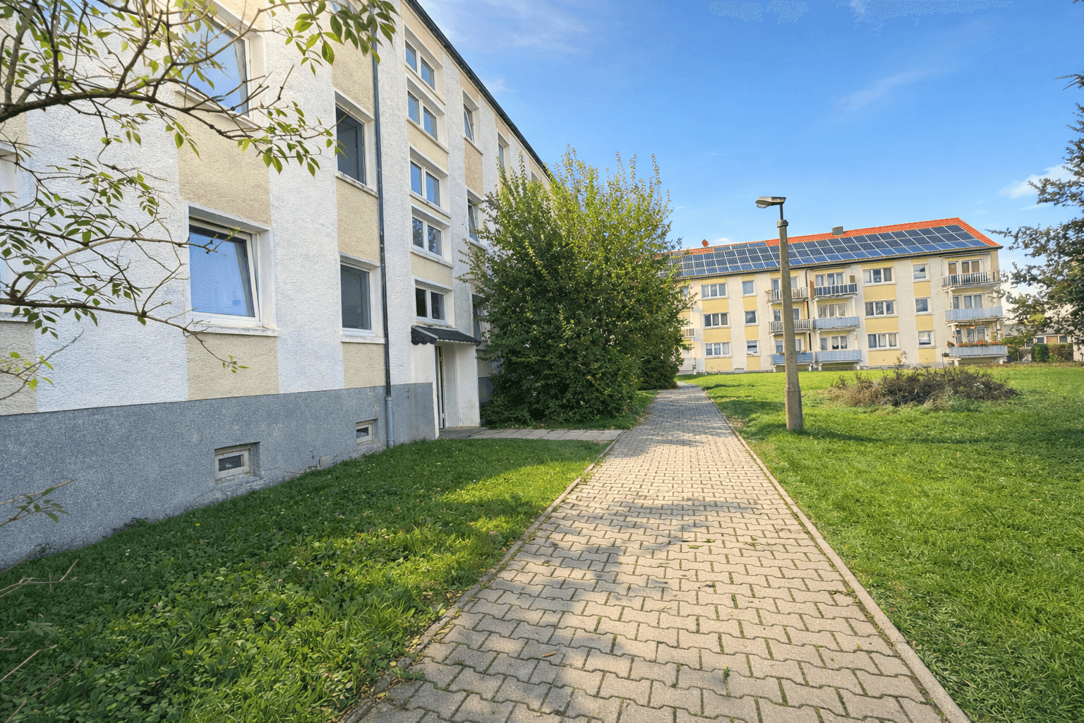 Marlishausen, An der Kaufhalle